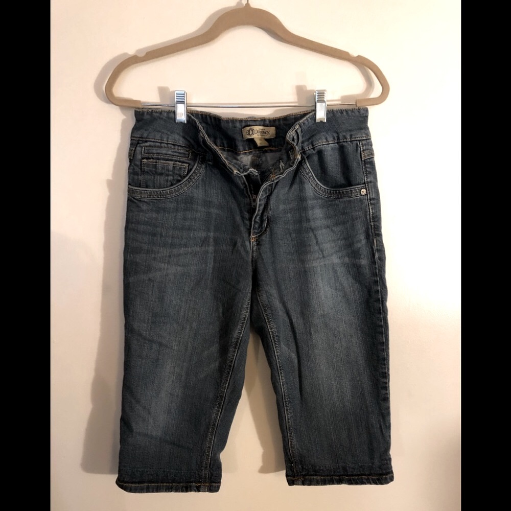 Democracy jeans 👖 3/4 length. Size 12